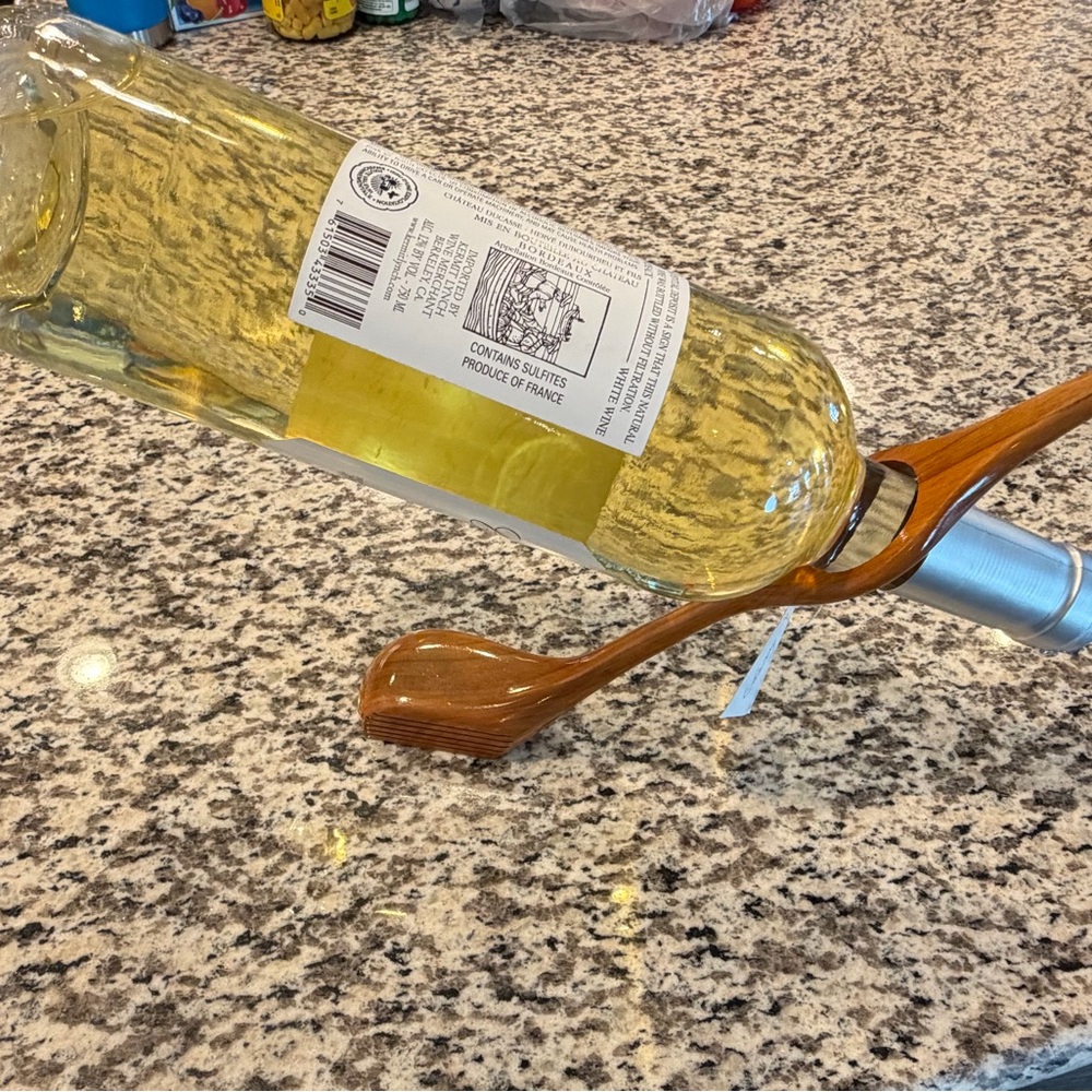 Duffer Bobs Wine Club - bottle stand